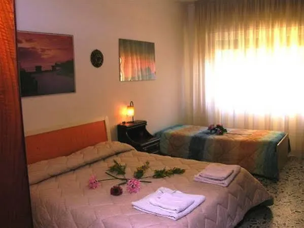 Catalan Rooms アルゲーロ 0*,